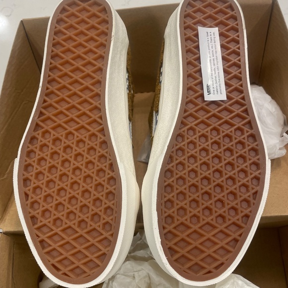 Vans Sk8-Hi Tapered Shoe - Picture 3 of 5